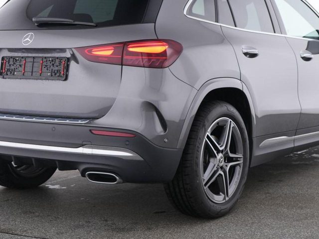 MERCEDES-BENZ GLA 200 usata, con Airbag laterali