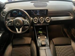 MERCEDES-BENZ GLB 200 usata, con Specchietti laterali elettrici