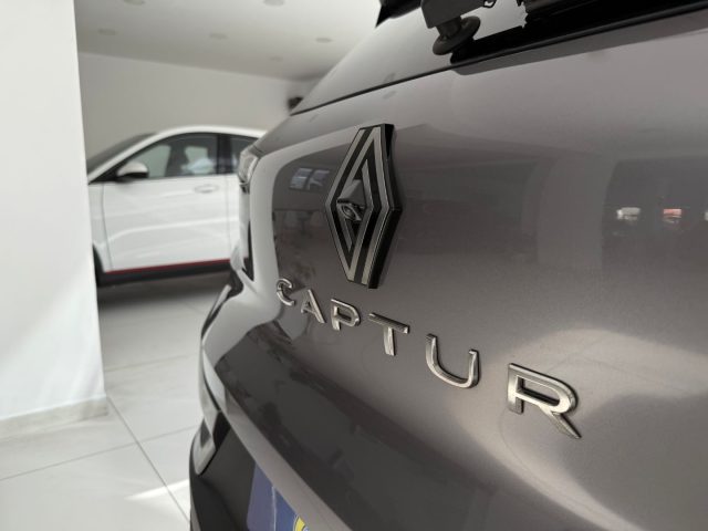 RENAULT Captur usata, con Boardcomputer