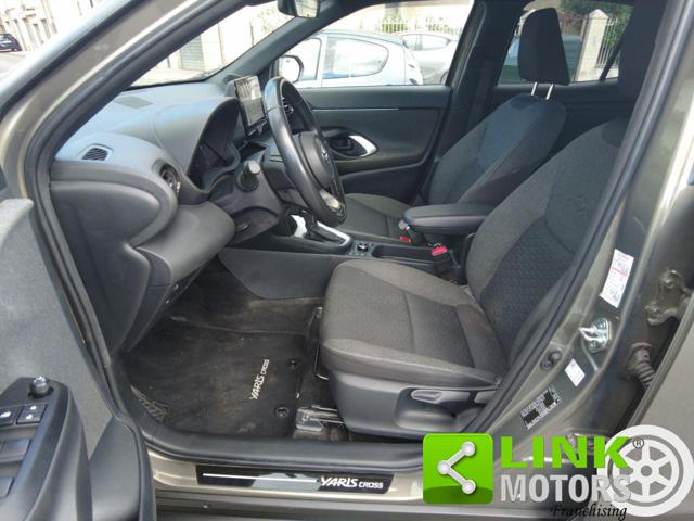 TOYOTA Yaris Cross usata, con Fendinebbia