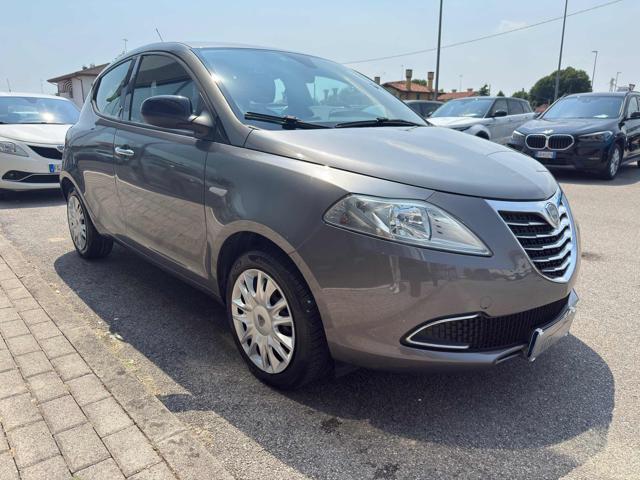 LANCIA Ypsilon usata, con Airbag Passeggero