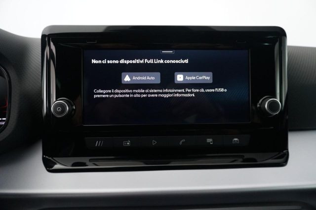 SEAT Arona usata, con USB