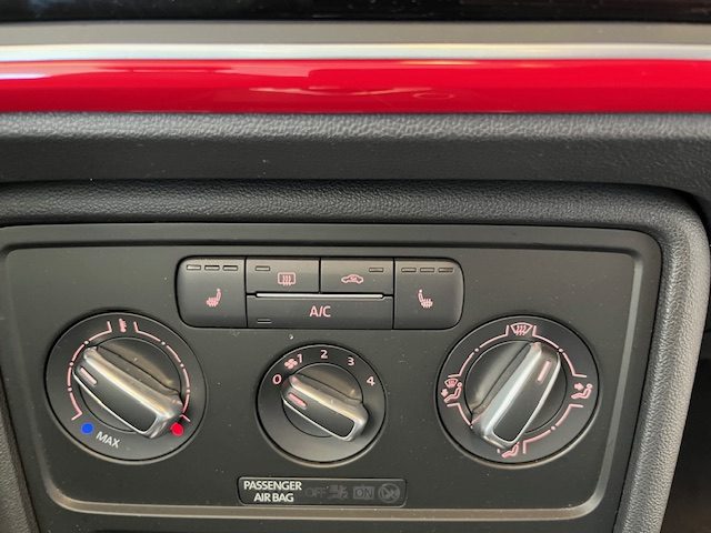 VOLKSWAGEN Maggiolino usata, con Sedili riscaldati