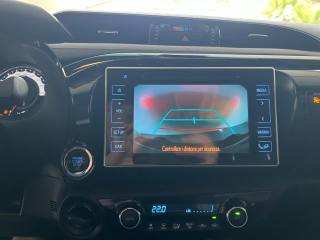 TOYOTA Hilux usata, con Telecamera per parcheggio assistito