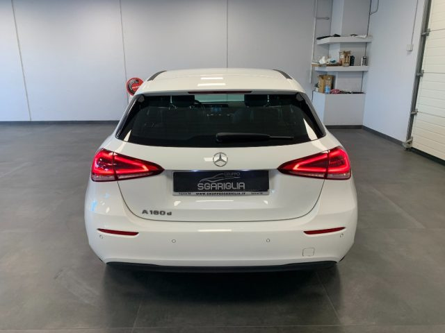 MERCEDES-BENZ A 180 usata, con Alzacristalli elettrici