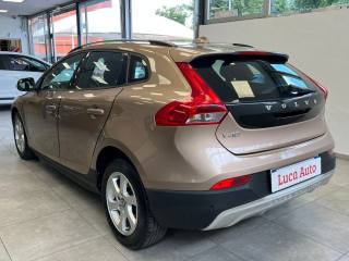 VOLVO V40 usata, con Autoradio
