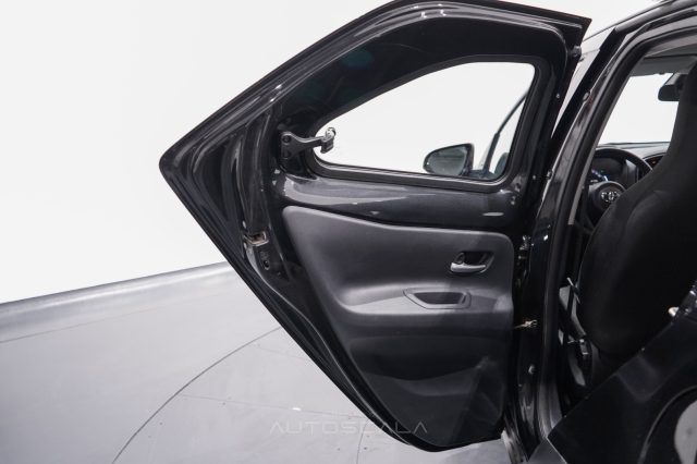 TOYOTA Aygo X usata, con Telecamera per parcheggio assistito