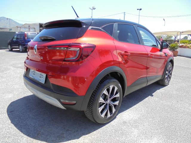 RENAULT Captur usata, con Sistema di navigazione