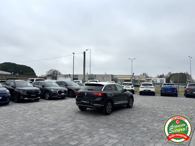 VOLKSWAGEN T-Roc usata, con Climatizzatore