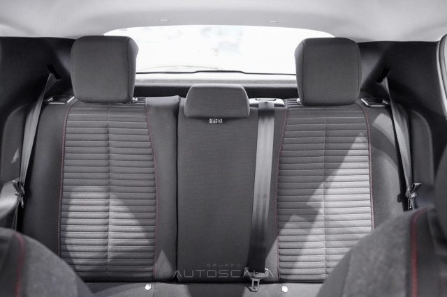 PEUGEOT 208 usata, con Vivavoce
