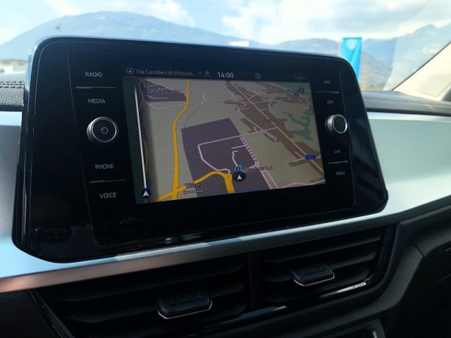 VOLKSWAGEN T-Roc usata, con Sensori di parcheggio posteriori