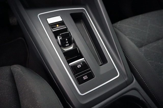 VOLKSWAGEN Golf usata, con Immobilizzatore elettronico