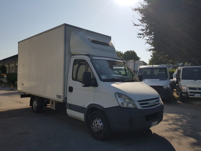 IVECO Daily usata, con Climatizzatore