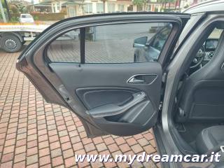 MERCEDES-BENZ GLA 220 usata 28
