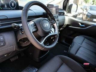 HYUNDAI Staria usata, con Autoradio