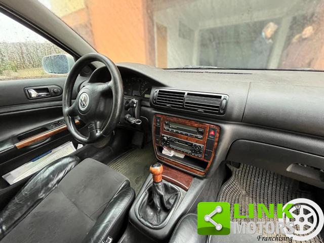 VOLKSWAGEN Passat usata, con Bracciolo