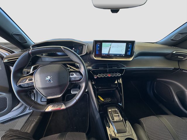 PEUGEOT 2008 usata 9