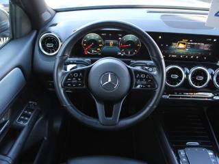 MERCEDES-BENZ GLB 180 usata, con Bracciolo