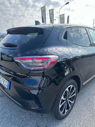 RENAULT Clio usata, con Autoradio