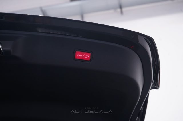 MERCEDES-BENZ GLC 220 usata, con Telecamera per parcheggio assistito