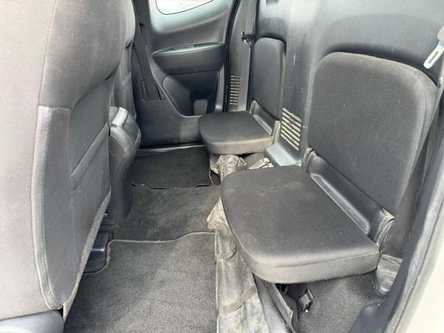 NISSAN Navara usata, con ESP