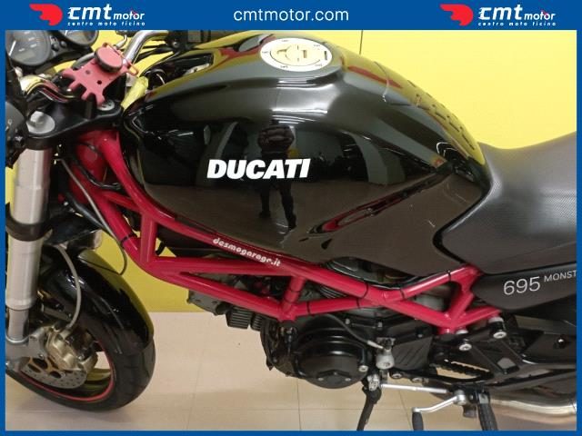 DUCATI Monster 695 usata 14