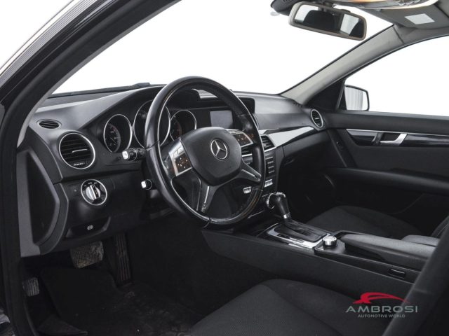 MERCEDES-BENZ C 200 usata 7