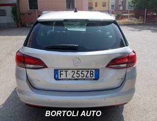 OPEL Astra usata, con Autoradio