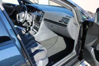 VOLKSWAGEN Golf GTD usata, con ESP