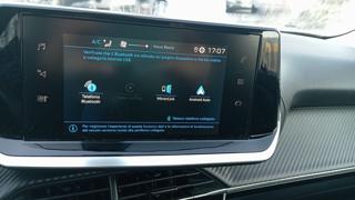 PEUGEOT 2008 usata, con Apple CarPlay