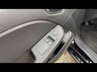 RENAULT Clio usata, con Hill holder