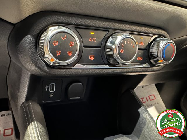 NISSAN Micra usata, con Touch screen