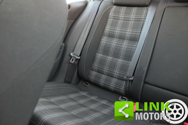 VOLKSWAGEN Golf GTD usata, con Sedile posteriore sdoppiato