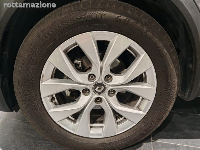 RENAULT Captur usata, con Autoradio