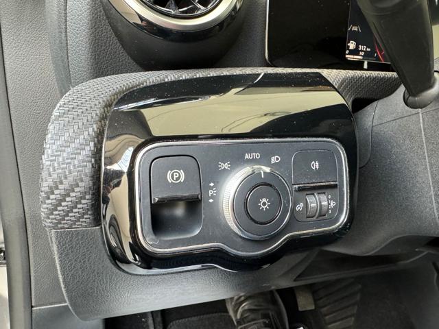 MERCEDES-BENZ CLA 180 usata, con Specchietti laterali elettrici