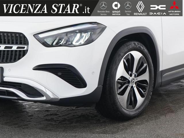 MERCEDES-BENZ GLA 180 usata, con Airbag
