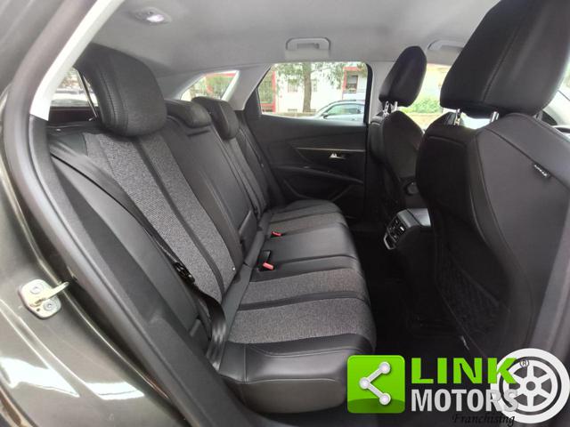 PEUGEOT 3008 usata, con Fendinebbia