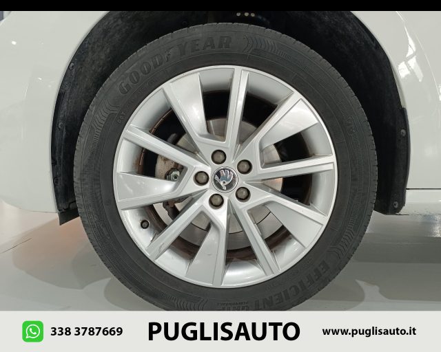 SKODA Kamiq usata, con Sensori di parcheggio posteriori