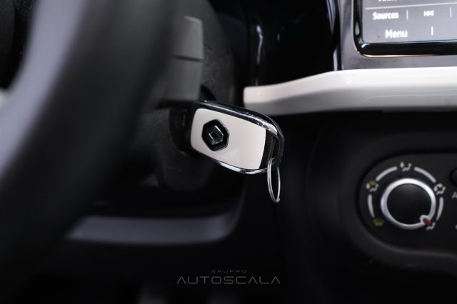 RENAULT Twingo usata, con USB