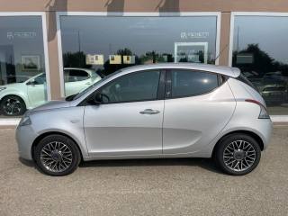 LANCIA Ypsilon 1.2 69 CV 5 porte Silver