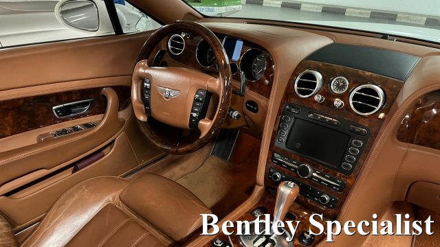 BENTLEY Continental usata, con Fendinebbia
