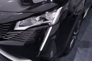 PEUGEOT 3008 usata, con Isofix