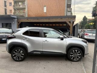 TOYOTA Yaris Cross usata, con Autoradio