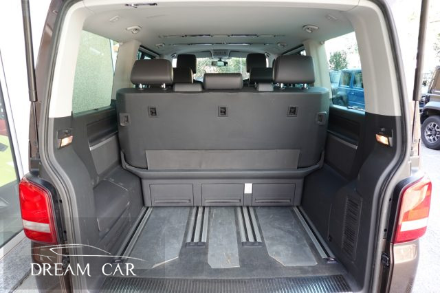 VOLKSWAGEN Multivan usata, con Controllo trazione