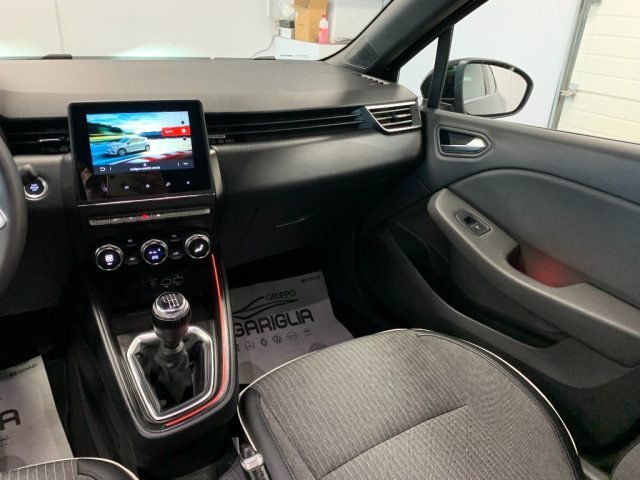 RENAULT Clio usata, con Sistema di navigazione