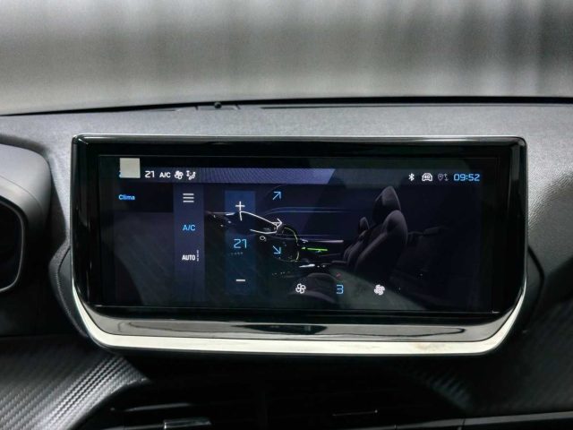 PEUGEOT 208 usata, con Specchietti laterali elettrici
