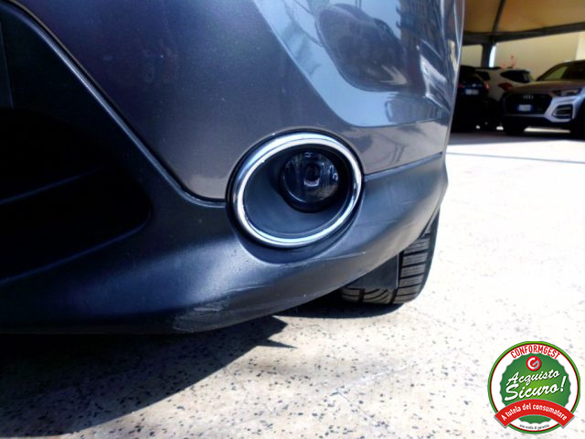 NISSAN Qashqai usata, con Sensori di parcheggio posteriori