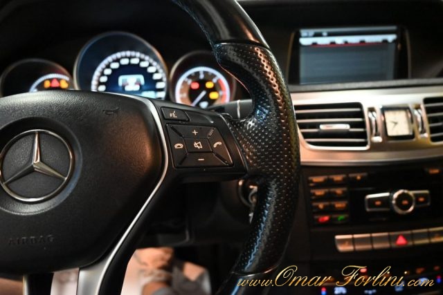 MERCEDES-BENZ E 300 usata 36