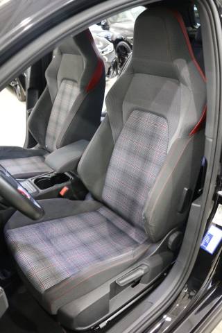 VOLKSWAGEN Golf usata, con Cruise Control