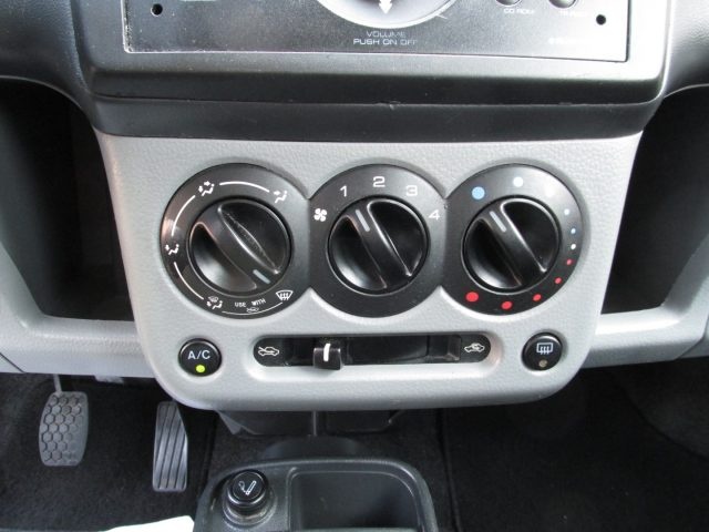 SUZUKI Ignis usata 19